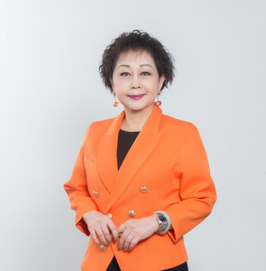 Cindy 盧潔玲