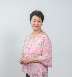 Connie 何曉堃
